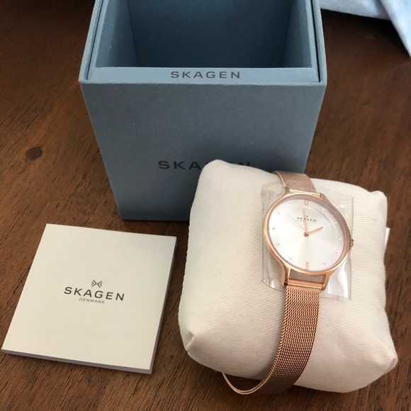 I have to many rose gold watches main image 5